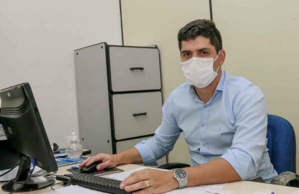 Jovens em busca do primeiro emprego ganham guichê exclusivo na Agência do Trabalhador de Apucarana
