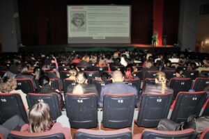 Arapongas encerra ações do Setembro Verde com palestra aos profissionais da saúde