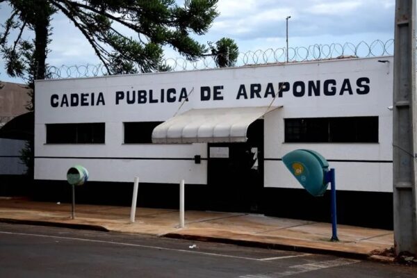 Cadeia de Arapongas é fechada e demolição planejada para próximos dias