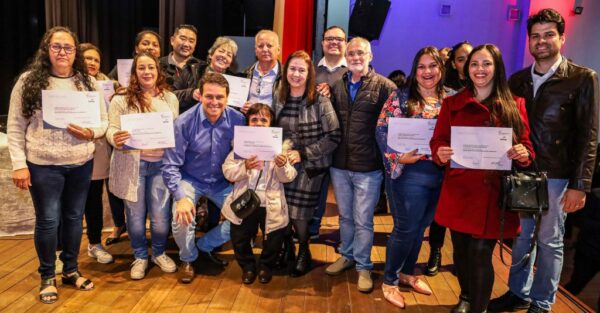 Programa Portas Abertas forma 282 apucaranenses em 8 cursos