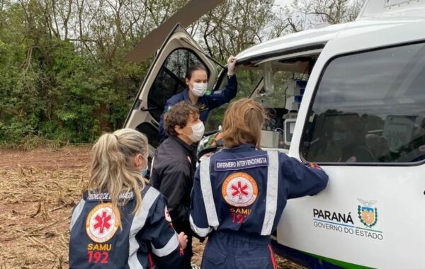 Jovem leva choque em poste e cai de altura de 5 metros em Astorga