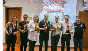 Prefeito Junior da Femac recebe atletas campeãs dos JAP´s Master