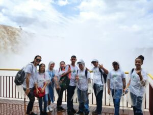 Prefeitura de São Pedro do Ivaí premia ganhadores da gincana ambiental com excursão para Foz do Iguaçu