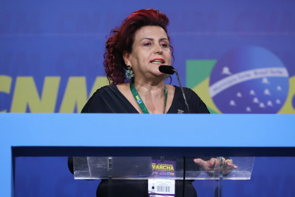 Prefeita Ivonéia participa de mobilização da CNM por promulgação da PEC 122 e avanço de pauta que viabiliza piso da enfermagem