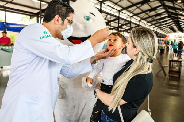Apucarana alcança 77,8% da meta de vacinação contra a polio