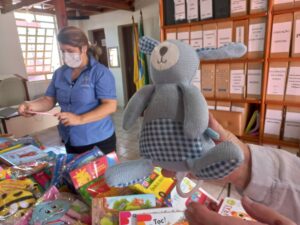 Prefeitura de São Pedro do Ivaí adquire livros para incentivo à leitura