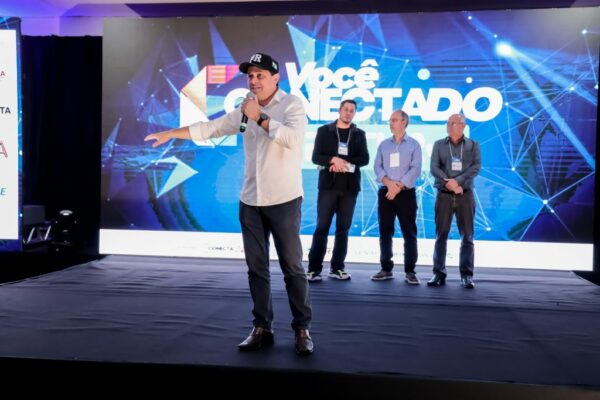 Evento de tecnologia reúne palestrantes de renome nacional em Apucarana
