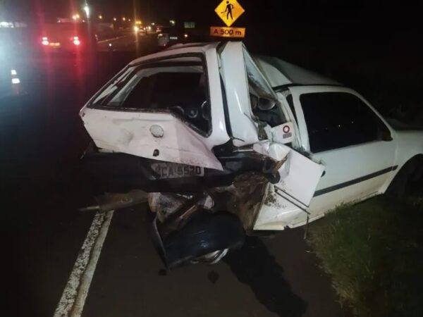 Acidente deixa dois jovens feridos na PR 444 em Arapongas