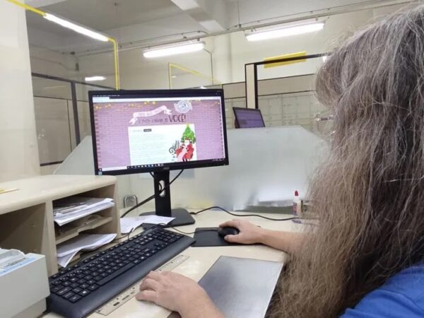 Papai Noel dos Correios: agências da região começam a receber cartas