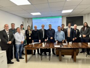 Após reunião com a Sesa, articulada por Tiago Amaral, Governo vai aumentar repasses para hospitais do Paraná