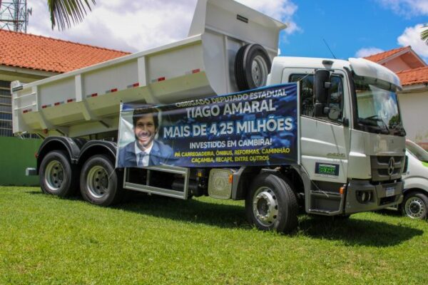 Prefeitura de Cambira adquire novo Caminhão Caçamba