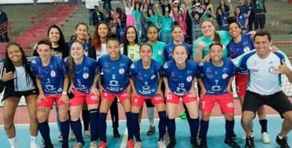 Apucarana vence Rio Branco e é campeã da Série Prata do Paranaense