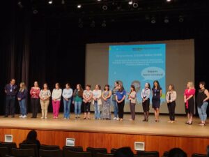 Semed participa de encontro sobre transição de estudantes do 5º ao 6º ano do Ensino Fundamental em Arapongas