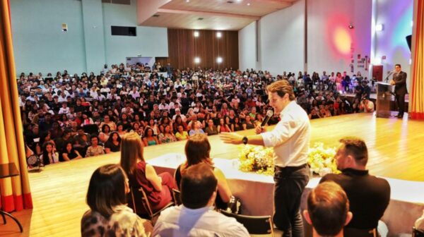 Apucarana forma 450 novos profissionais em cursos gratuitos do Programa “Portas Abertas”