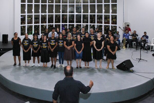 Orquestra Filadelfia, da Igreja Assembleia de Deus faz apresentação em Cambira