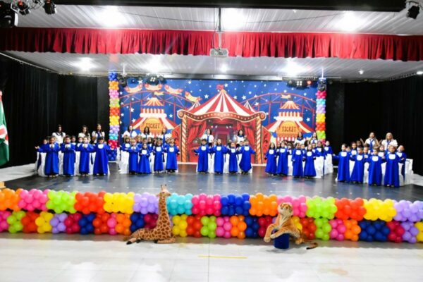 Nos dias 29 e 30 de novembro aconteceu a formatura das Escolas e CMEIs da rede municipal de ensino de Jandaia do Sul