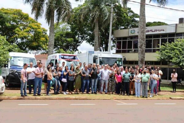 Saúde e Meio Ambiente de Ivaiporã reforçam frota de veículos