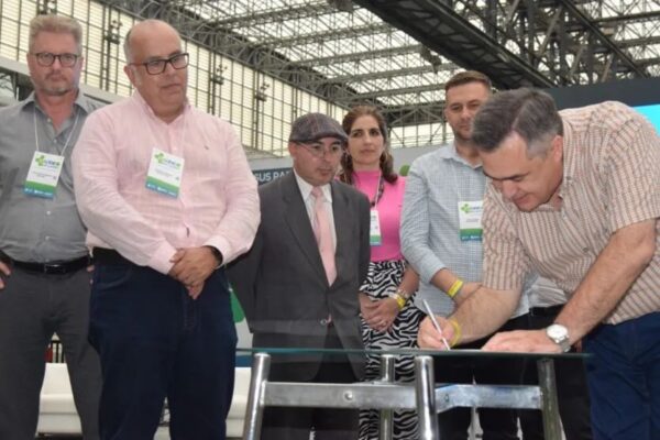 Vale do Ivaí vai receber R$ 32,1 milhões em investimentos na saúde