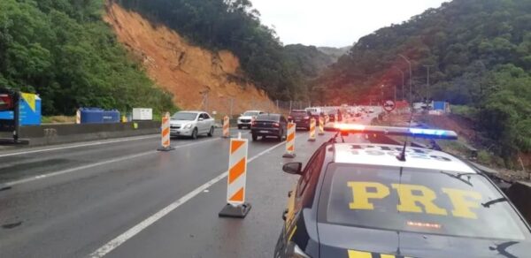 Volta do feriado: veja como estão as estradas do Paraná