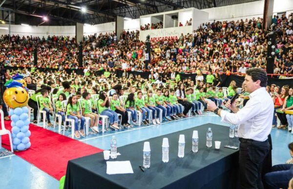 Mais de 1,3 mil estudantes concluem a Educação Infantil na rede municipal de Apucarana