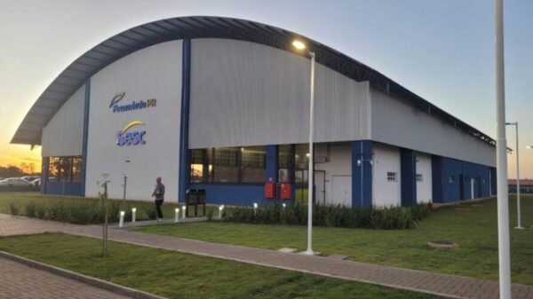 Arapongas inaugura unidade integrada Sesc Senac