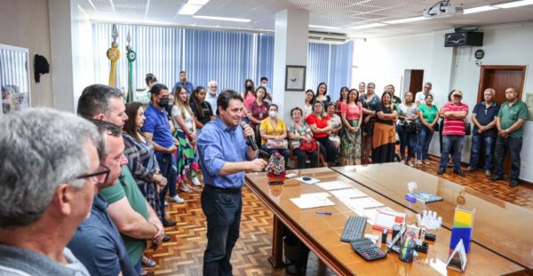 Júnior da Femac libera R$4,9 milhões para reforma e ampliação de escolas em Apucarana