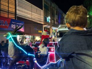 NATAL LUZ 2022 de Arapongas começa neste domingo, 04, veja as atrações e horários da programação