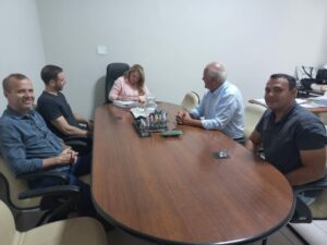Prefeita autoriza início das obras de reforma da Praça São José, no distrito de Marisa