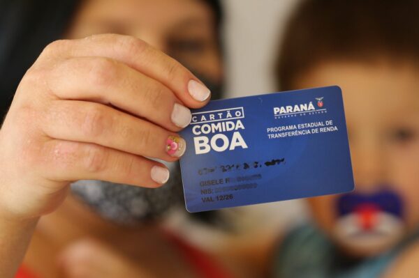 Arapongas recebe novos 431 cartões do Programa Comida Boa; beneficiários devem procurar os CRAS