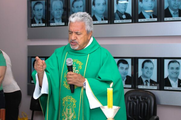 Prefeitura de Cambira realiza Missa em Ação de Graças pelo início do ano corrente de 2023