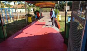 Escolas Municipais e Cmeis recebem reparos para retorno das aulas em Arapongas