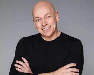 Leandro Karnal visita Arapongas e registra nas redes sociais