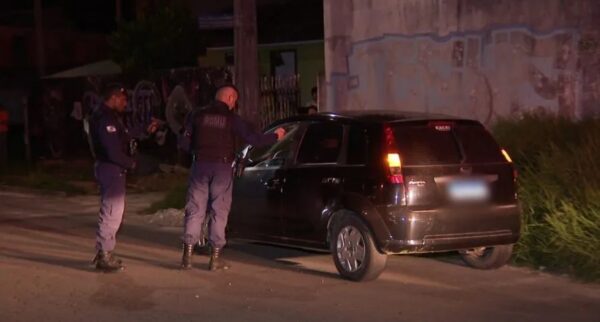 Motorista e passageiro de carro são assassinados a tiros no Paraná