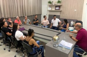 Câmara de Apucarana quer promover inclusão de pessoas surdas com Libras nos eventos