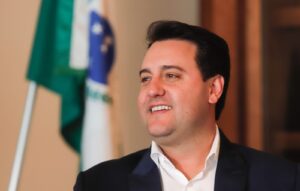 Defender a democracia é governar para todos – * Carlos Massa Ratinho Junior