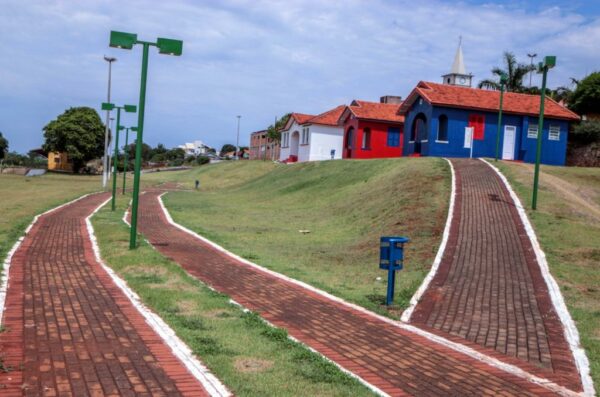 Apucarana inaugura a “Ciclorrota Caminhos do Café e Estrada Bela”