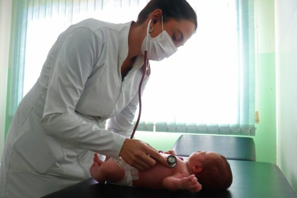 Prefeitura de Arapongas contrata nova pediatra para reforço nos atendimentos ambulatoriais