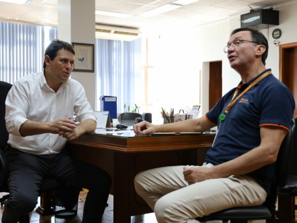 Copel retira mais de 800 quilos de fiação de postes em Apucarana