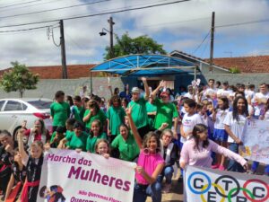 5ª Marcha pela vida das Mulheres e Meninas de Califórnia.