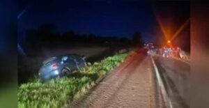 Acidente entre carros deixa cinco pessoas feridas na PR-466