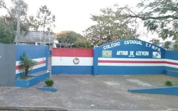 Após agredir aluno, adolescente ameaça acabar com colégio em São João do Ivaí