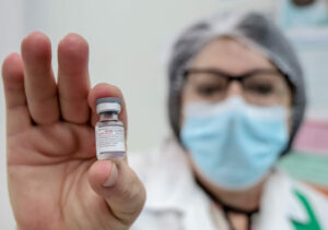 Apucarana amplia público para vacina bivalente da Covid