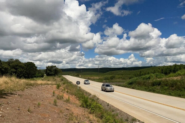 Governador entrega obra de revitalização em concreto de 59 quilômetros da prc-280, na região sudoeste