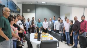 Prefeitura de Arapongas faz doação de bens em desuso para 10 igrejas evangélicas