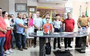Arapongas lança aplicativo de emergência “Escola Segura”