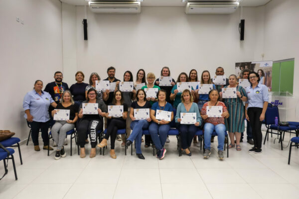 Programa de Economia Solidária forma 52ª turma em Apucarana