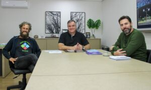 Prefeito Toledo de Cambira recebe o empresário Fabio Couto Rosa de Borrazópolis