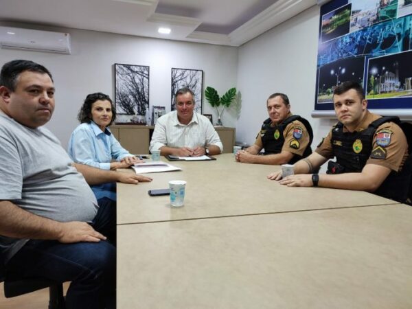 Administração de Cambira reforça medidas de segurança em todas as escolas e cmeis