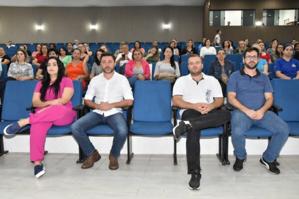 Polícia Militar e Prefeitura Municipal de Jandaia discute segurança com dirigentes dos estabelecimentos de ensino.