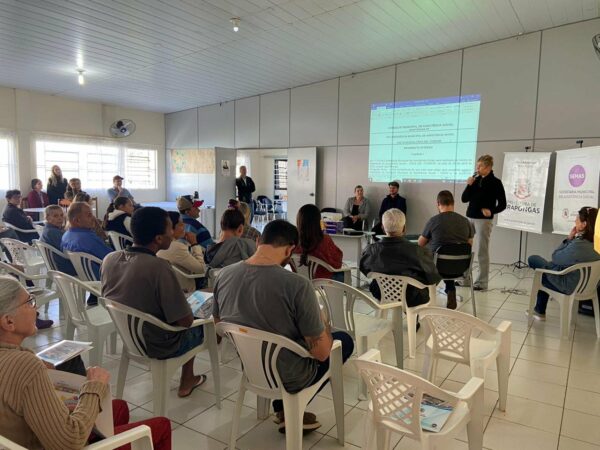 Pré-Conferência Municipal de Assistência Social debate qualidade de serviços socioassistenciais de Arapongas